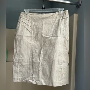 NY&Co pencil skirt | Size: 6 | Color: Cream